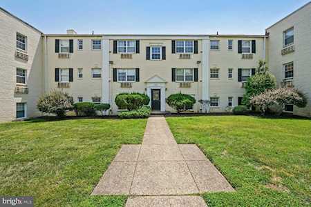 2303 Farrington Ave Alexandria, VA 22303