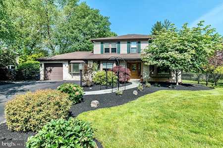 833 Village Circle Blue Bell, PA 19422