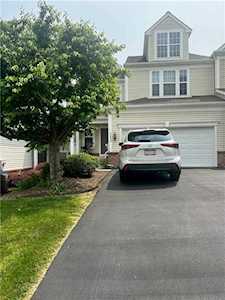 5222 Blue Sky Dr Orefield, PA 18069