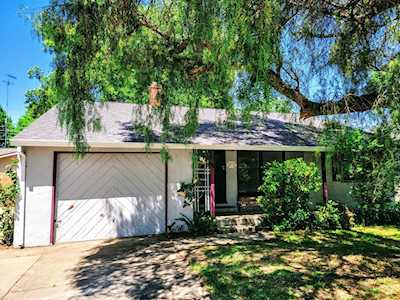 2612 12th Street Sacramento, CA 95818