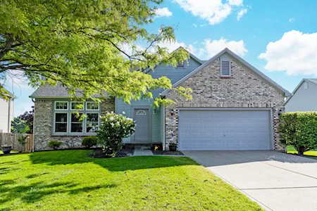 8579 Oak Creek Drive Lewis Center, OH 43035