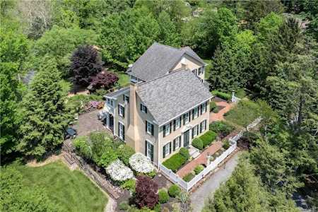 615 Bierys Bridge Rd Bethlehem, PA 18017