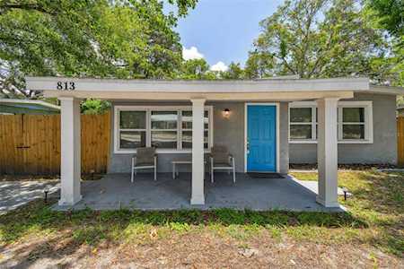 813 27th St E Bradenton, FL 34208