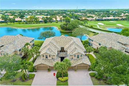 6809 Ascot Dr #201 Naples, FL 34113