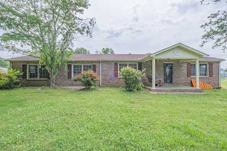 11 Henry Thompson Rd Taft, TN 38488
