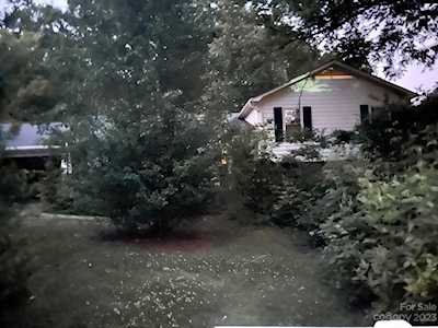 500 Briarpatch Ln Charlotte, NC 28211