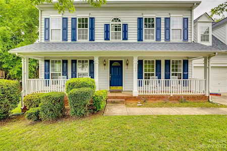103 Knob Hill Ct Fort Mill, SC 29715