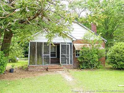 105 E Washington St Lillington, NC 27546