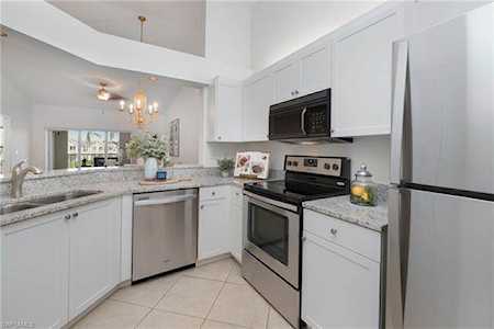 818 Tanbark Dr #202 Naples, FL 34108