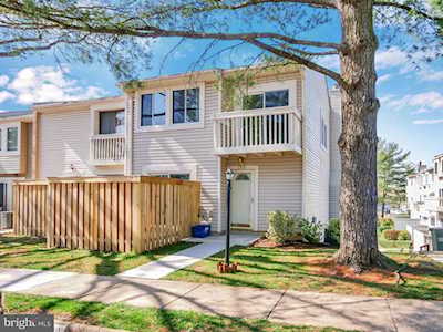 7900 Bentley Village Dr #11B Springfield, VA 22152