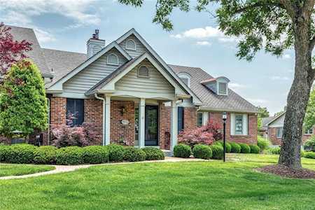 422 Conway Meadows Dr Chesterfield, MO 63017