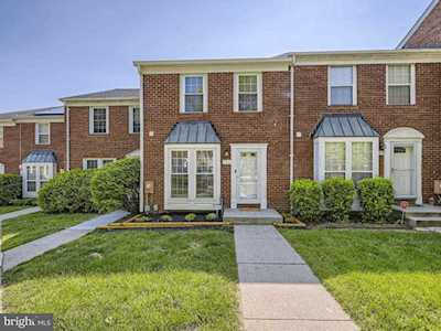 909 Dartmouth Glen Way Baltimore, MD 21212