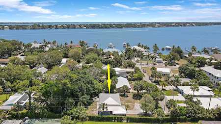 3017 SE Waveland Place Stuart, FL 34996