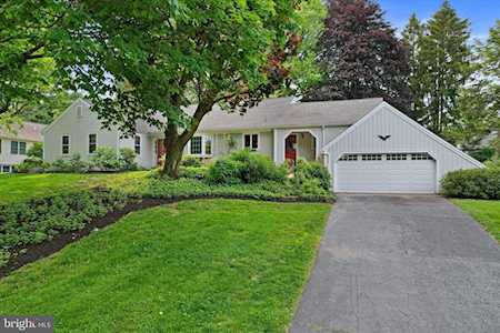 120 E Lauer Ln Camp Hill, PA 17011