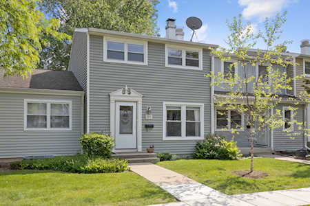 1815 Largo Ct Schaumburg, IL 60194