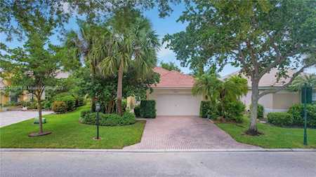 6350 NW 110th Ave Parkland, FL 33076