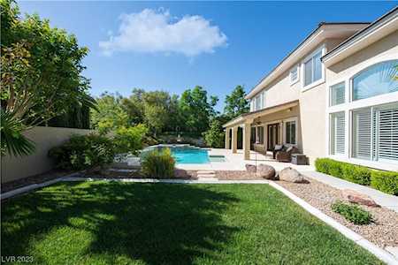108 N Ring Dove Dr Las Vegas, NV 89144