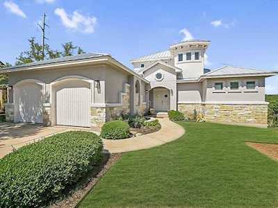 1402 Olympus DR Austin, TX 78733