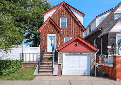 701 Targee St Staten Island, NY 10304