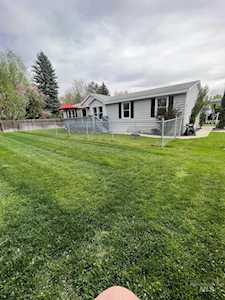 5124 W Elaynea Ln. Garden City, ID 83714
