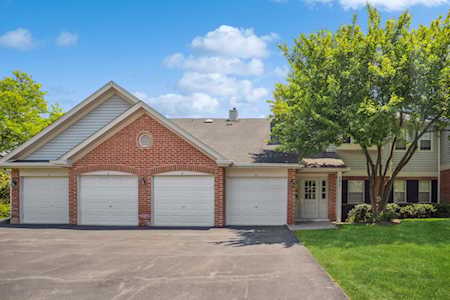321 Pembroke Ct #1 Schaumburg, IL 60193