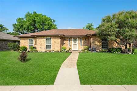 203 Randy Lee Lane McKinney, TX 75071