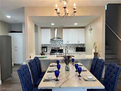 1475 Reef Ridge Ct Las Vegas, NV 89128
