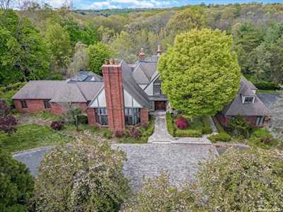 5 High Ridge Lane Oyster Bay, NY 11771