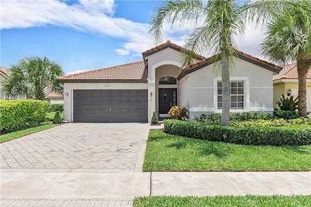 3817 Miramontes Cir Wellington, FL 33414