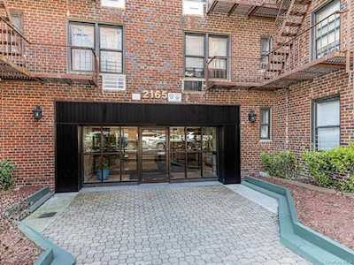 2165 Matthews Avenue #2A Bronx, NY 10462