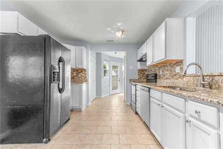 1221 Winston St Norfolk, VA 23518