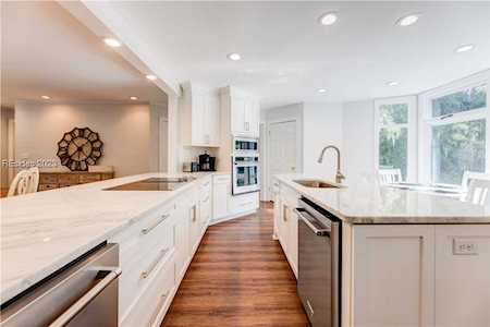 15 Sea Ln Hilton Head Island, SC 29928