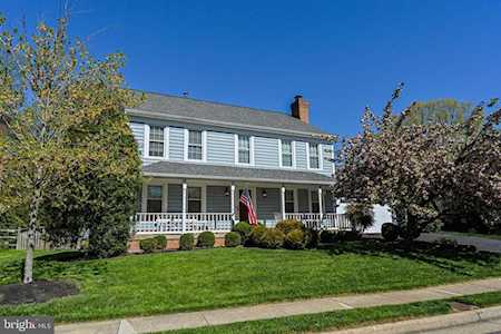 8942 Kenilworth Dr Burke, VA 22015