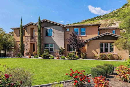 14152 Winged Foot Circle Valley Center, CA 92082