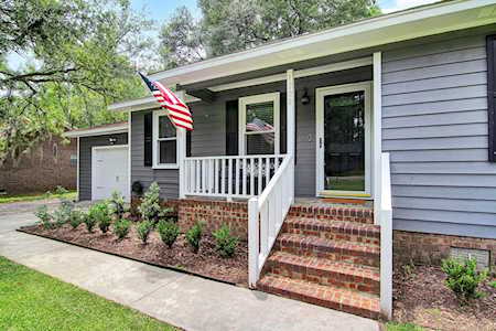 1208 Edward Dr Moncks Corner, SC 29461