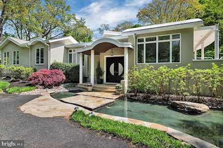 1151 Barbara Dr Cherry Hill, NJ 08003