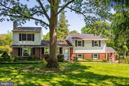 477 Black Swan Ln Berwyn, PA 19312