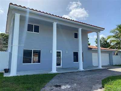17820 SW 111th Ave Miami, FL 33157