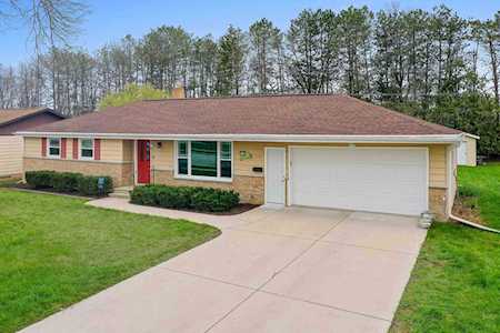 1716 Debra Ln Green Bay, City of Green Bay, WI 54302-2214