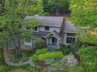 1021 Mountain Ave Pen Argyl, PA 18072