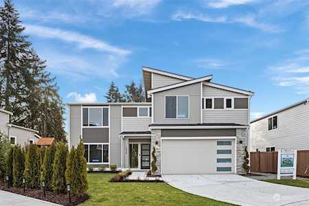 16940 1st Place S Burien, WA 98148