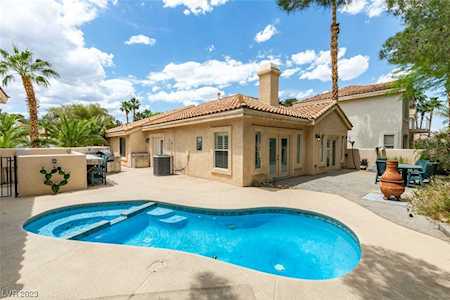 2532 Golden Sands Dr Las Vegas, NV 89128