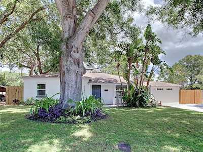 8041 36th Ave N St. Petersburg, FL 33710