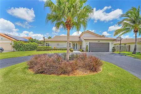11151 NW 17th Pl Coral Springs, FL 33071