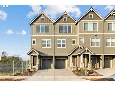 186 SW Howard PL Troutdale, OR 97060