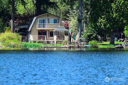 13802 W Lake Kathleen Dr SE Renton, WA 98059