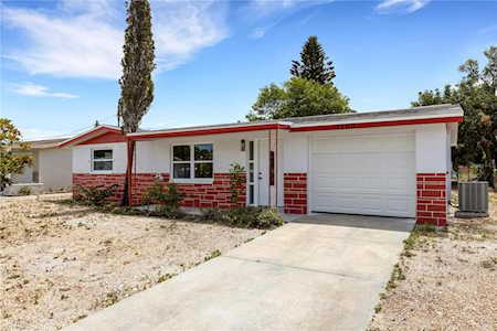 1100 Clairborne St Holiday, FL 34690