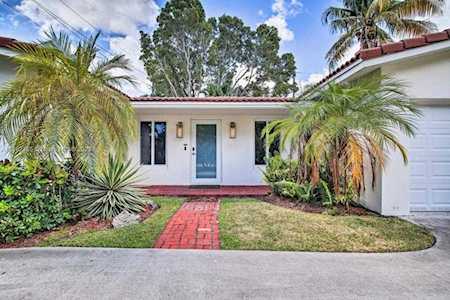 1238 Arthur St Hollywood, FL 33019