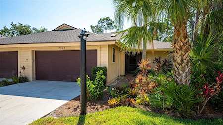 7949 Pineglen Ct #38 Sarasota, FL 34238