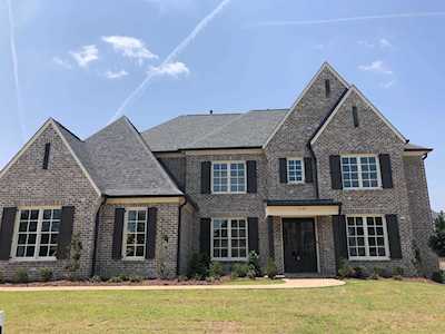 1589 Painted Horse Pass Collierville, TN 38017